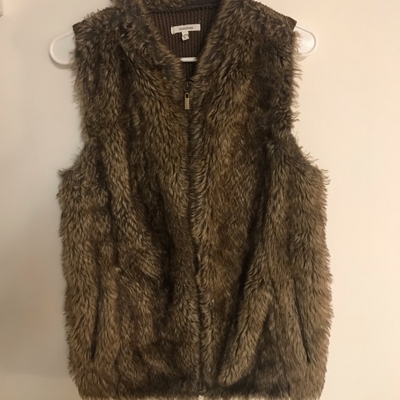 Maurices Faux Fur Vest - Picture 1 of 4